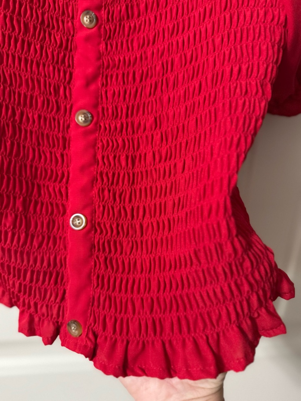 3/for $15 🍒 Red Smocked Puff Sleeve Crop Top Blouse (Womens X-Large) - Picture 4 of 8